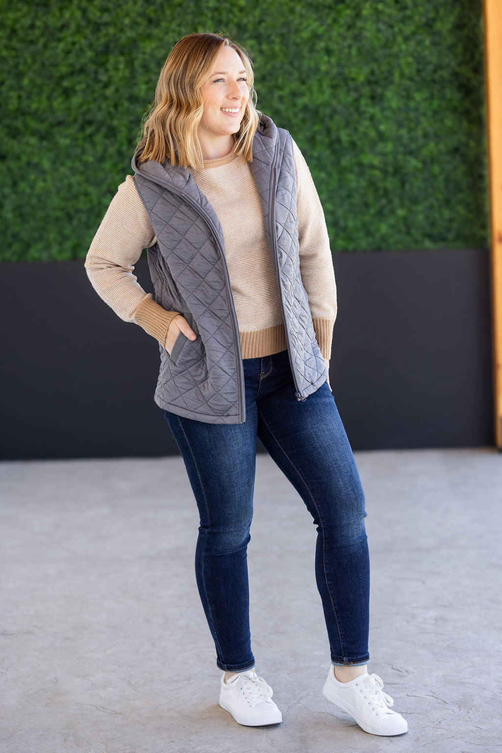 Heather Hooded Vest - Grey